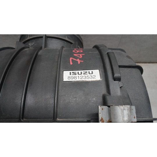 SCATOLA FILTRO ISUZU N2R usato