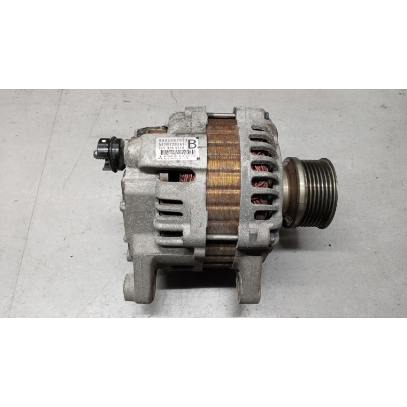 ISUZU ALTERNATORE ISUZU N2R usato