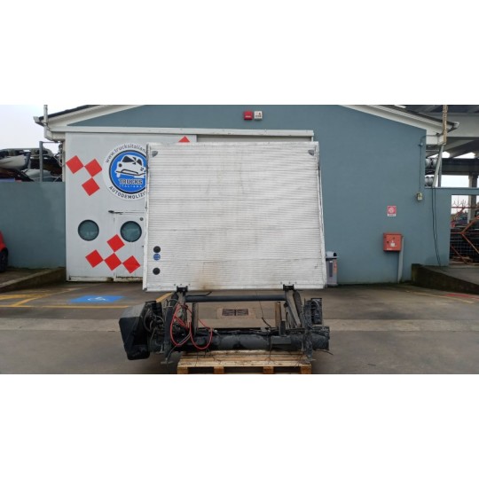 SPONDA ISUZU N2R usato