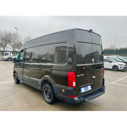 VOLKSWAGEN van CRAFTER TD 2.0 TDi L2H2