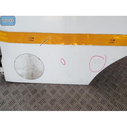 PORTA ANTERIORE SINISTRA IVECO EUROCARGO 2000>2005  usato
