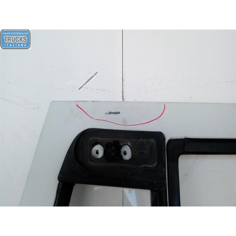 IVECO LEFT FRONT DOOR IVECO EUROCARGO 2000>2005  used
