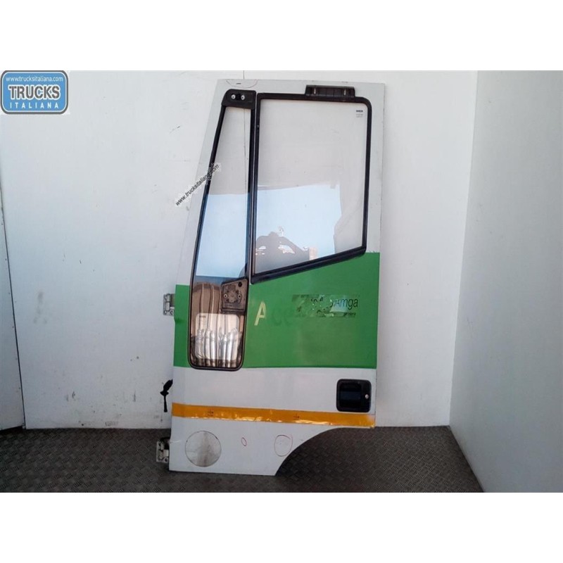 IVECO PORTA ANTERIORE SINISTRA IVECO EUROCARGO 2000>2005  usato