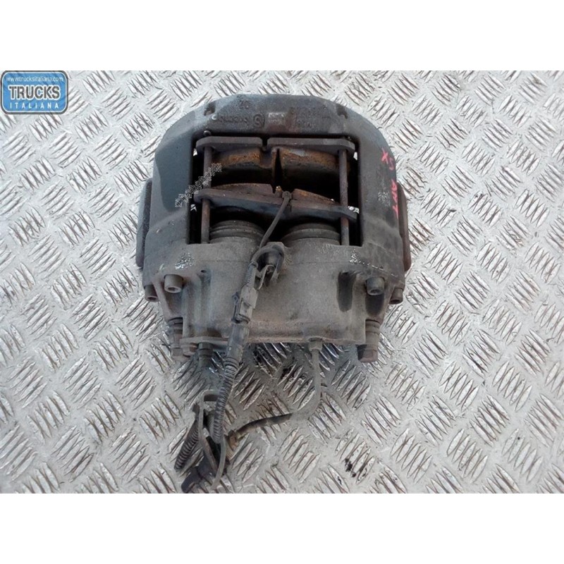 IVECO PINZA ANTERIORE SINISTRA IVECO EUROCARGO 2000>2005  usato