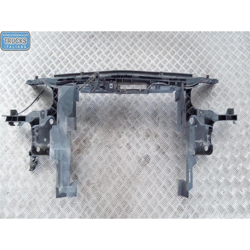 RENAULT RIVESTIMENTO ANTERIORE COMPLETO RENAULT Megane 2006>2008 usato