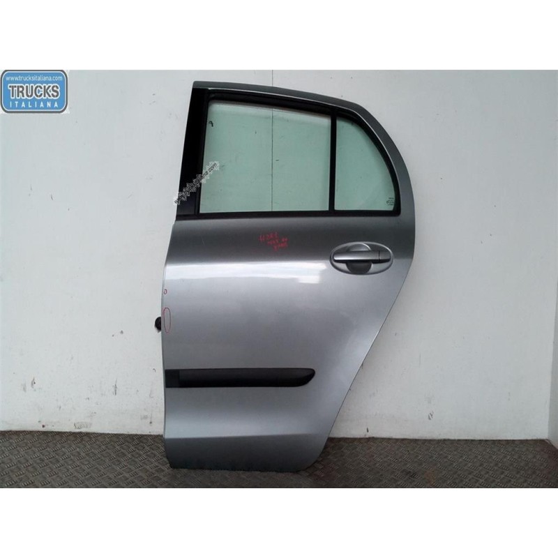 TOYOTA LEFT REAR DOOR  TOYOTA Yaris 2005>2008 used