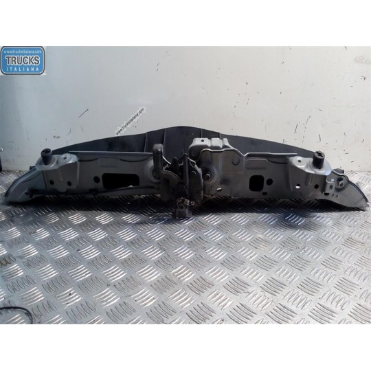 THE TOP FRONT SPOT-FACING  TOYOTA Yaris 2005>2008 used