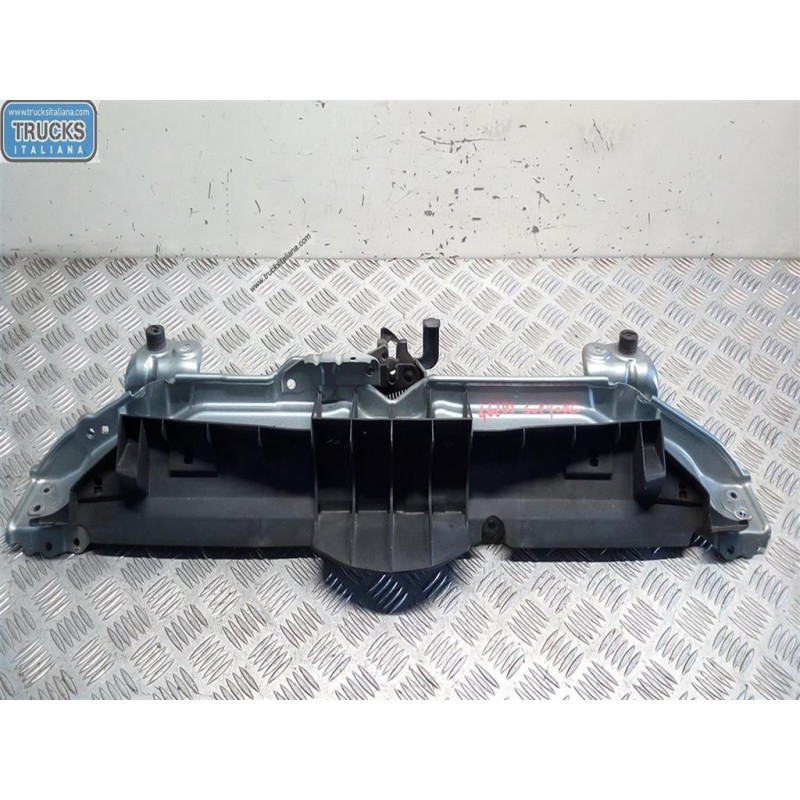 TOYOTA THE TOP FRONT SPOT-FACING  TOYOTA Yaris 2005>2008 used