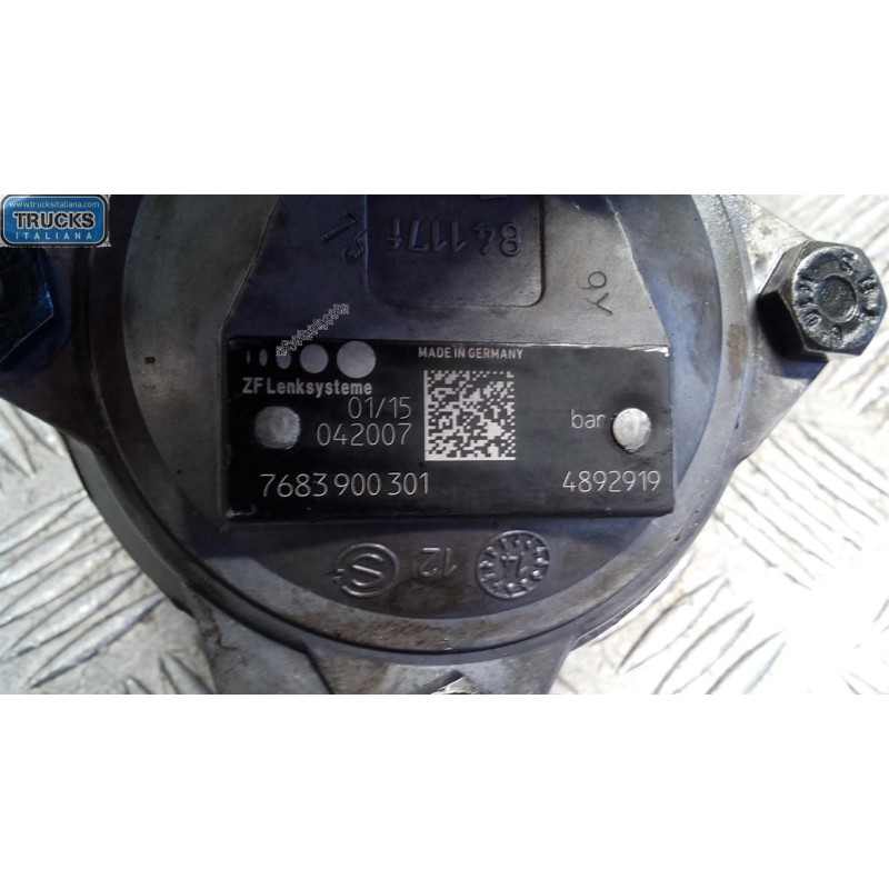 IVECO POMPA IDROGUIDA IVECO EUROCARGO 2000>2005  usato