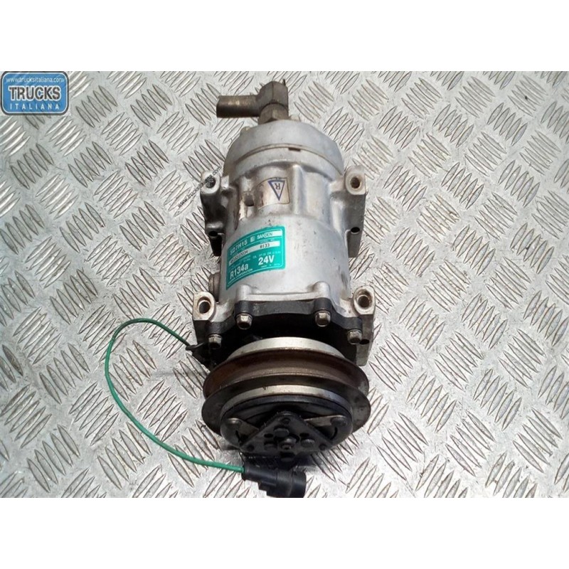 IVECO COMPRESSORE ARIA CONDIZIONATA IVECO EUROCARGO 2000>2005  usato