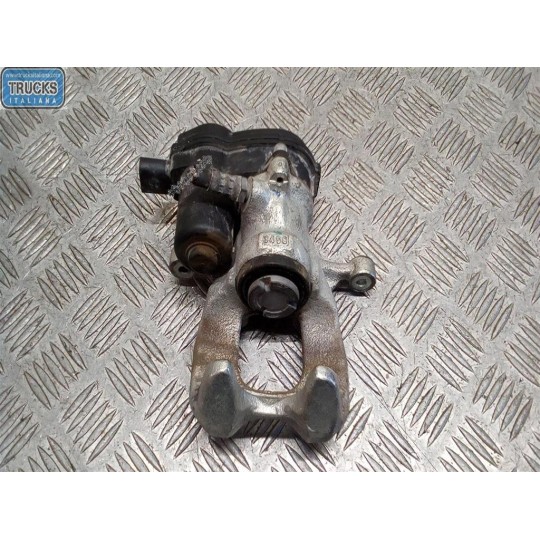 PINZA POSTERIORE SINISTRA FIAT F.500X (5F) 2014>2019 usato