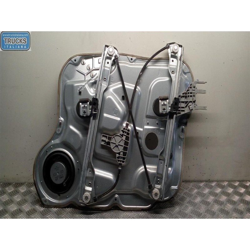 HYUNDAI ALZA VETRI ANTERIORI SINISTRO HYUNDAI Santa Fe 2006>2009 usato