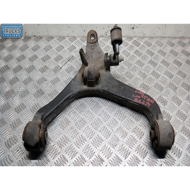 JEEP CONTROL ARM FRONT LOWER LEFT  JEEP Cherokee 2005>2008 used
