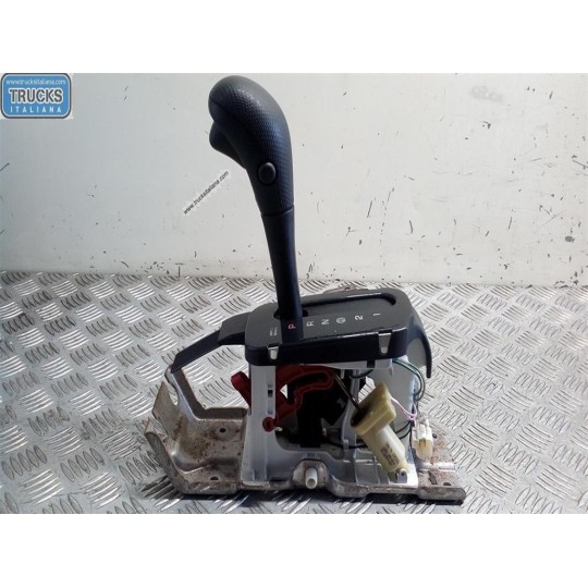 LEVER JEEP Cherokee 2005>2008 used