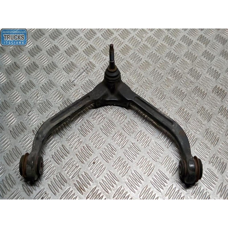 JEEP CONTROL ARM FRONT UPPER RIGHT  JEEP Cherokee 2005>2008 used