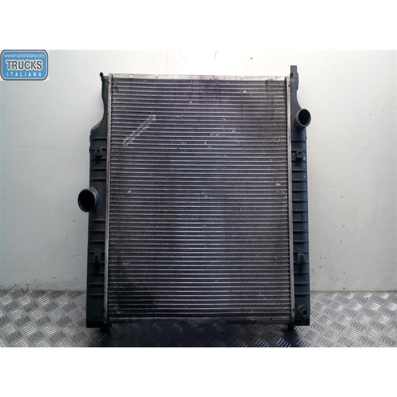 JEEP RADIATORE ACQUA JEEP Cherokee 2005>2008 usato