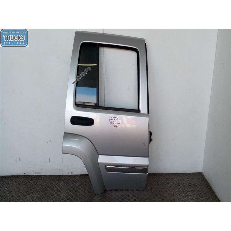 JEEP PORTA POSTERIORE DESTRA JEEP Cherokee 2005>2008 usato