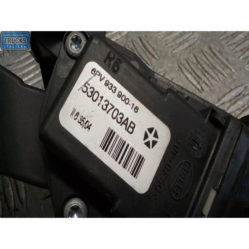 JEEP PEDALE ACCELERAZIONE ELETTRONICO JEEP Cherokee 2005>2008 usato