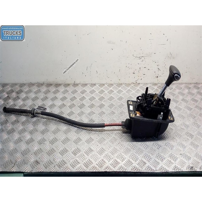 VOLKSWAGEN LEVER VOLKSWAGEN Passat 2000>2005 used