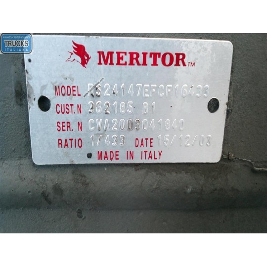 ASSALE POSTERIORE VOLVO truck FL6 usato