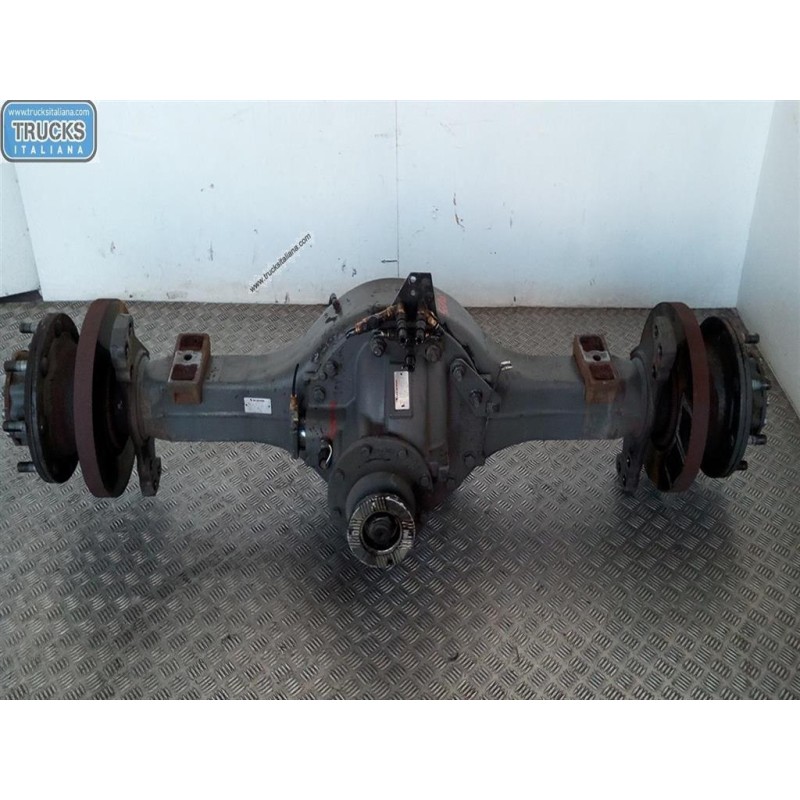 VOLVO truck ASSALE POSTERIORE VOLVO truck FL6 usato