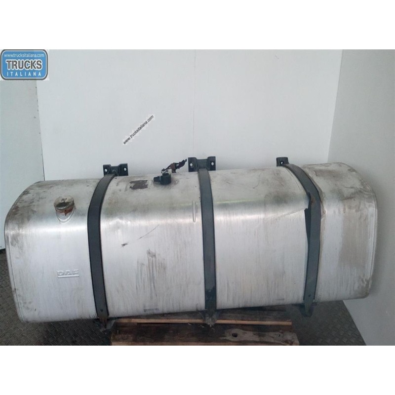 DAF SERBATOIO CARBURANTE DAF XF95 usato