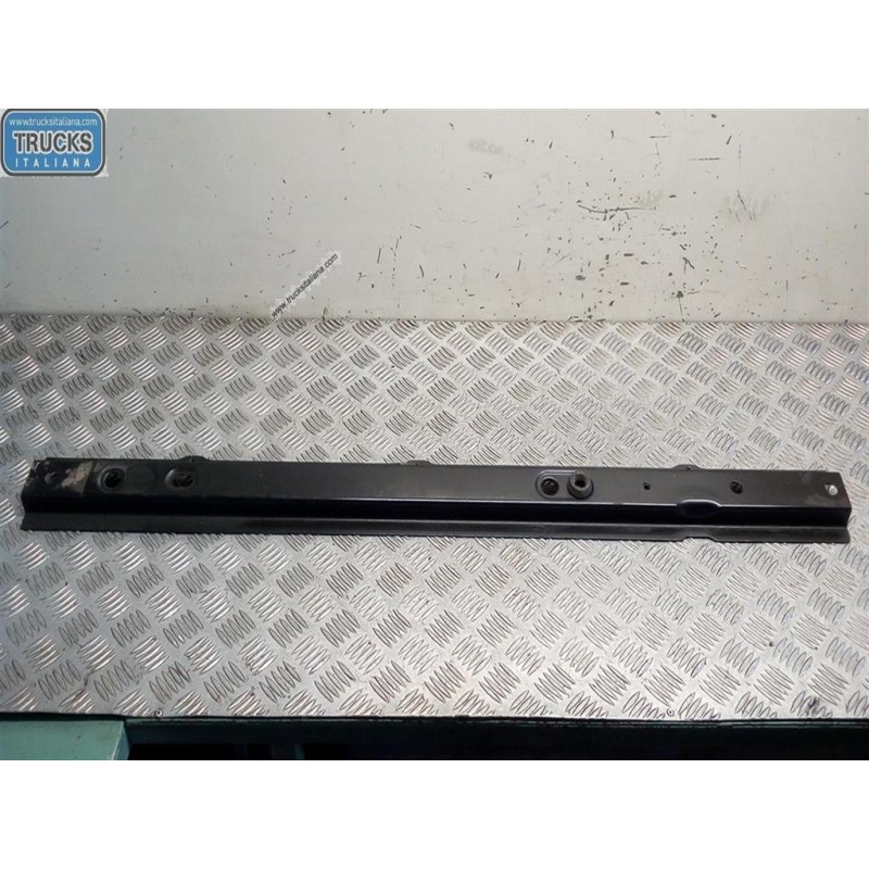 RENAULT van RADIATOR SUPPORT CROSS  RENAULT van Trafic 2001>2007 used