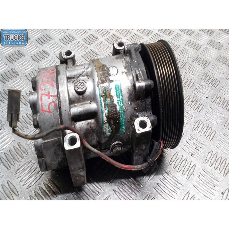 VOLVO truck COMPRESSORE ARIA CONDIZIONATA VOLVO truck FH12 I 1993>2002 usato