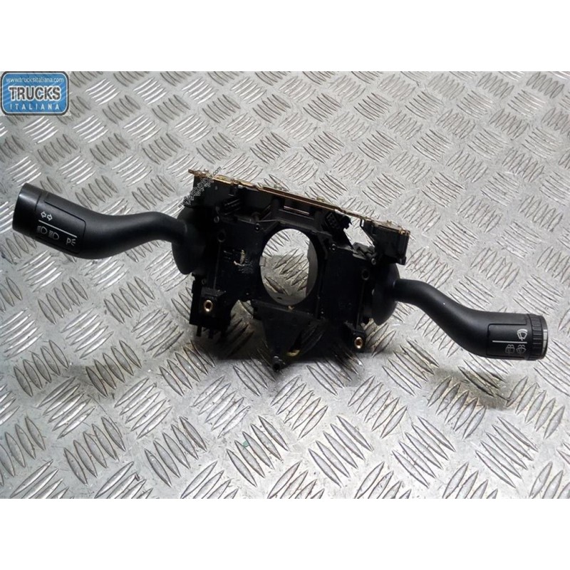 VOLKSWAGEN DEVIOLUCI VOLKSWAGEN Touareg 2002>2007 usato