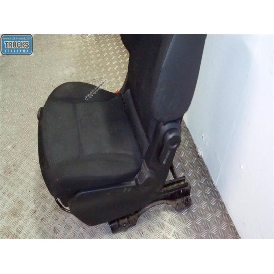 SEDILI ANTERIORI CITROEN Berlingo 2008>2012 usato