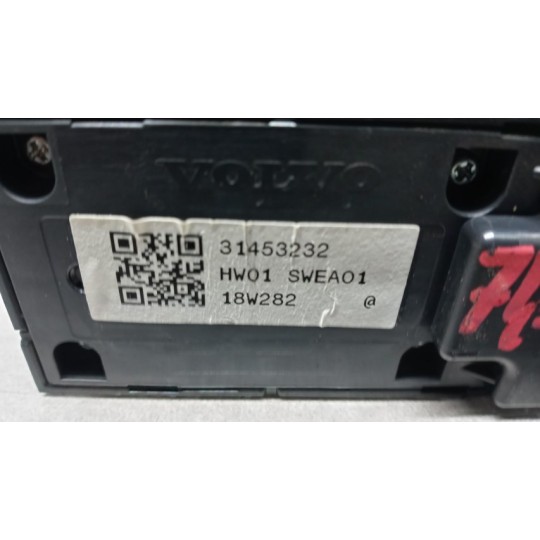 INTERRUTTORI E PULSANTI ALZAVETRI VOLVO V40 2016> usato