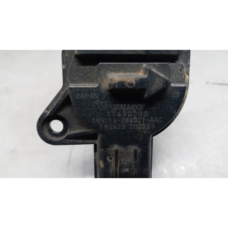 VOLVO AIR-FLOW SENSOR VOLVO V40 2016> used