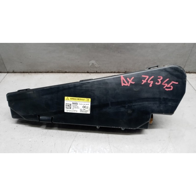 VOLVO AIR BAG LATERALE DESTRO VOLVO V40 2016> usato