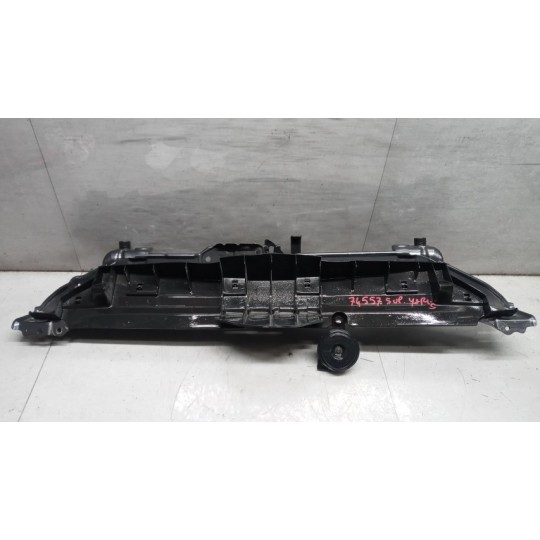 THE TOP FRONT SPOT-FACING  TOYOTA Yaris 2008>2011 used