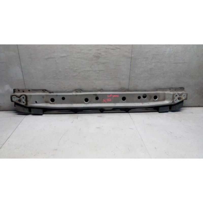 TOYOTA TRAVERSA SUPPORTO RADIATORE TOYOTA Yaris 2008>2011 usato