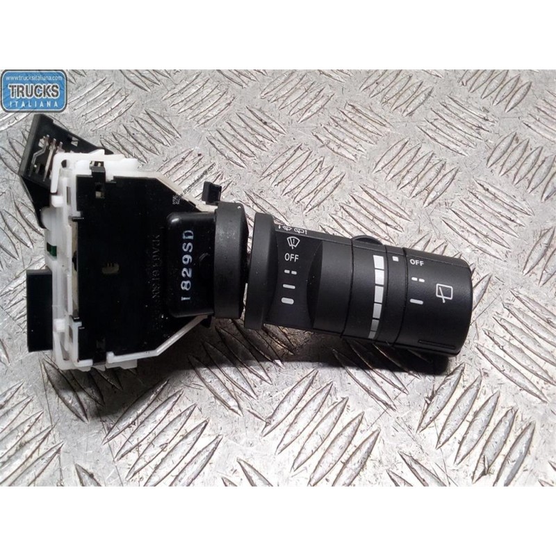 NISSAN DEVIOTERGI NISSAN Qashqai 2010>2014 used