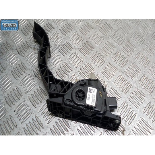 PEDALE ACCELERAZIONE ELETTRONICO FORD Focus 2011>2014 usato