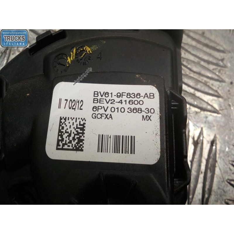 FORD PEDALE ACCELERAZIONE ELETTRONICO FORD Focus 2011>2014 usato