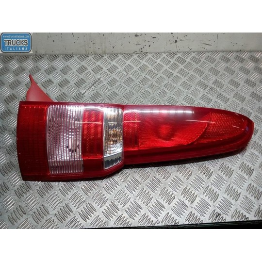 FARO POSTERIORE ESTERNO DESTRO FIAT Panda 2003>2010 usato