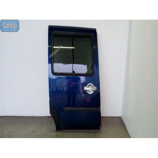 PORTACARICO SCORREVOLE DESTRO FIAT Doblo' 2000>2005 usato