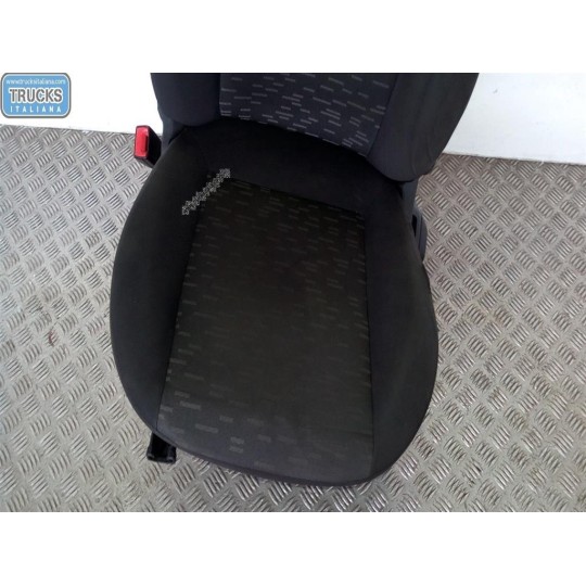 SEDILI ANTERIORI OPEL van Combo D 2012>2018 usato