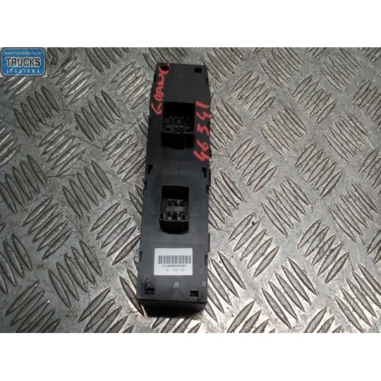 INTERRUTTORI E PULSANTI ALZAVETRI JEEP Gran Cherokee (WH) 2005>2011 usato