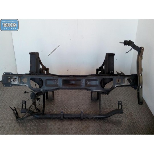 TRAVERSA ANTERIORE PARAURTO MERCEDES-BENZ truck Actros 1997>2003 usato