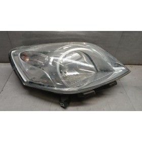 RIGHT HEADLIGHT FIAT van...