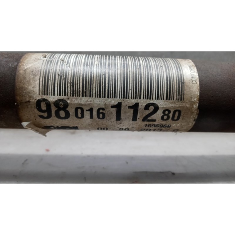 PEUGEOT FRONT HALF-AXLES RIGHT  PEUGEOT 208 2012>2015 used