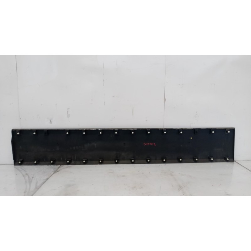 VOLKSWAGEN van PLASTICHE ESTERNE VARIE VOLKSWAGEN van Crafter 2017> used