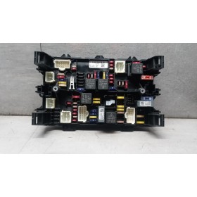 FUSE BOX MERCEDES-BENZ...