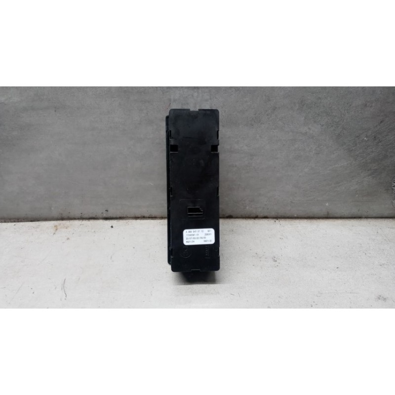 MERCEDES-BENZ truck INTERRUTTORI E PULSANTI ALZAVETRI MERCEDES-BENZ truck Actros euro 6 2022> usato