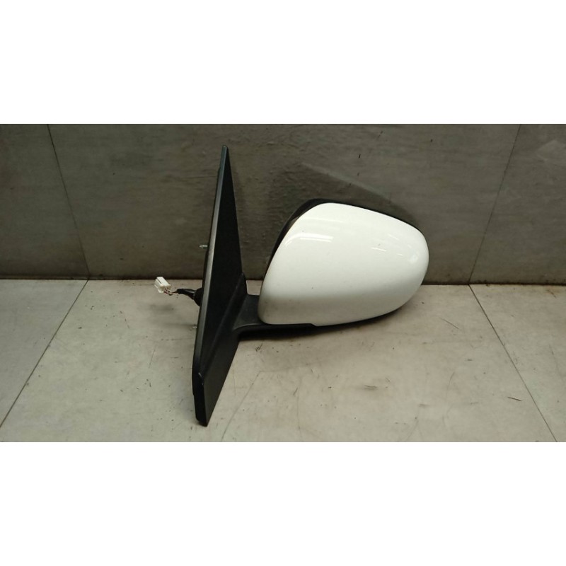 SUZUKI LEFT ELETRIC REAR-VIEW MIRROR  SUZUKI Vitara 2020> used