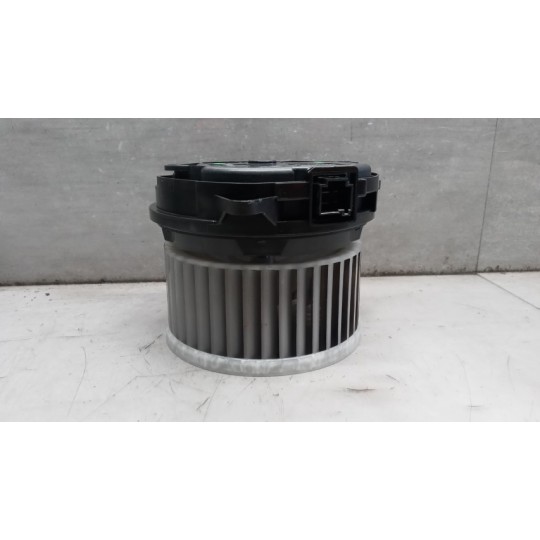 MOTORINO VENTILAZIONE INTERNA MERCEDES-BENZ truck Actros euro 6 2022> usato